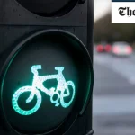 Traffic lights that prioritise cyclists over cars tested in UK